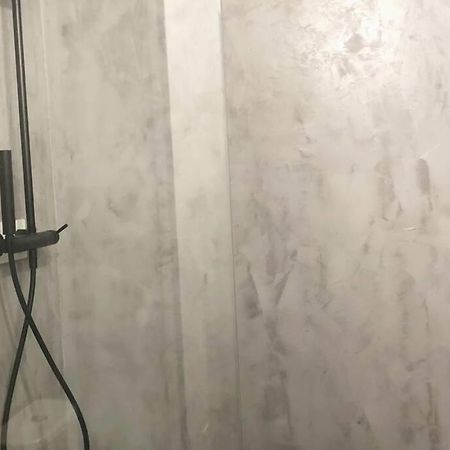 Appartement Cosy Proche De La Gare 圣让德莫里耶讷 外观 照片